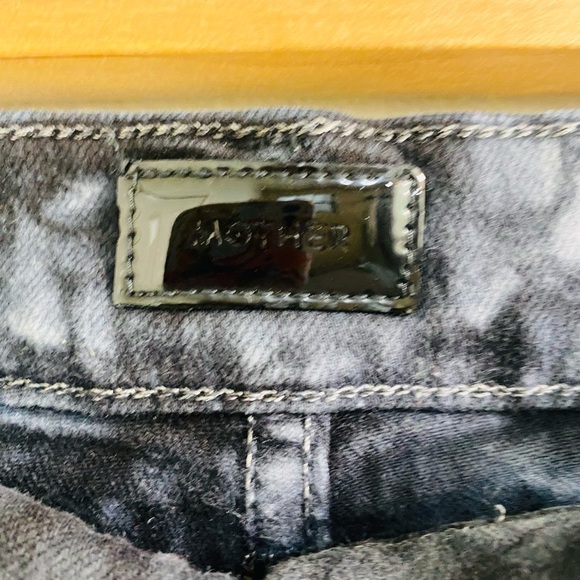 MOTHER The Super Swooner Skinny Jeans in Winding Paths print Tie-Dye Size 29 - Picture 6 of 9